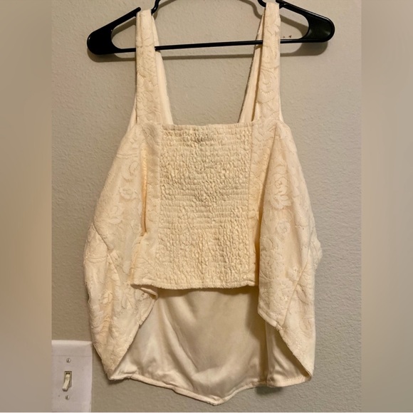 Torrid Cream Lace Corset Crop Top. NWT - Picture 5 of 6